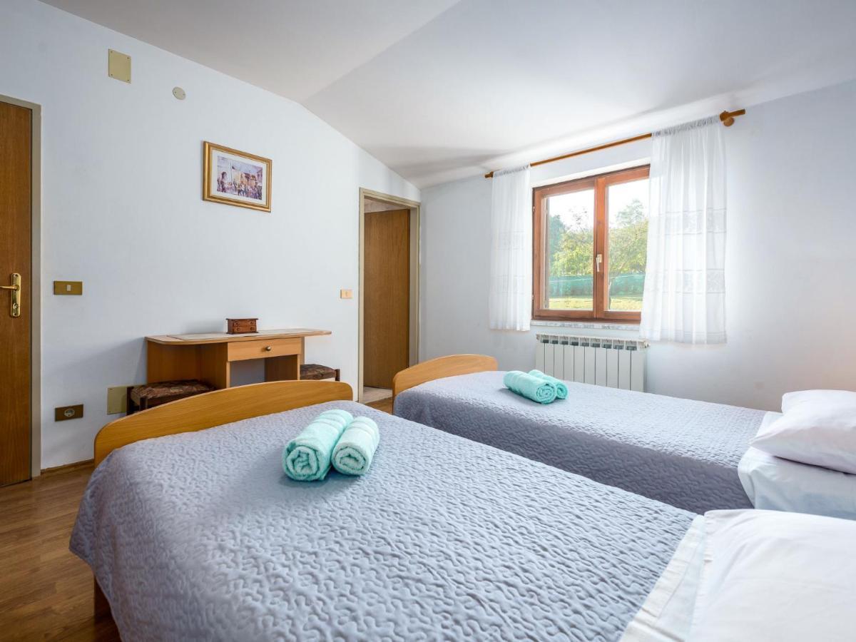 Holiday Home Hacienda - Pzn316 By Interhome Tinjan Exterior foto